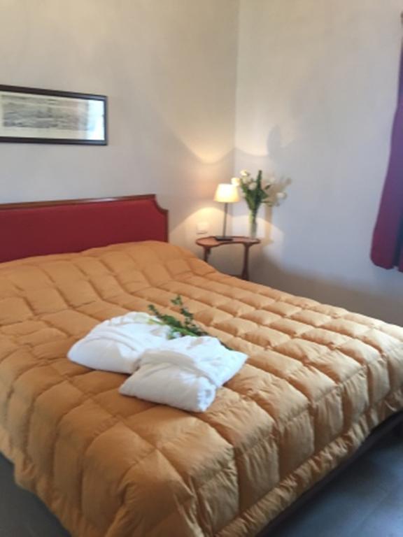 Agriturismo Fiamberta Bed and Breakfast Certosa di Pavia Eksteriør billede