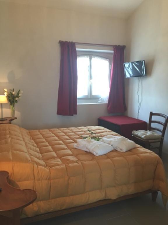 Agriturismo Fiamberta Bed and Breakfast Certosa di Pavia Eksteriør billede
