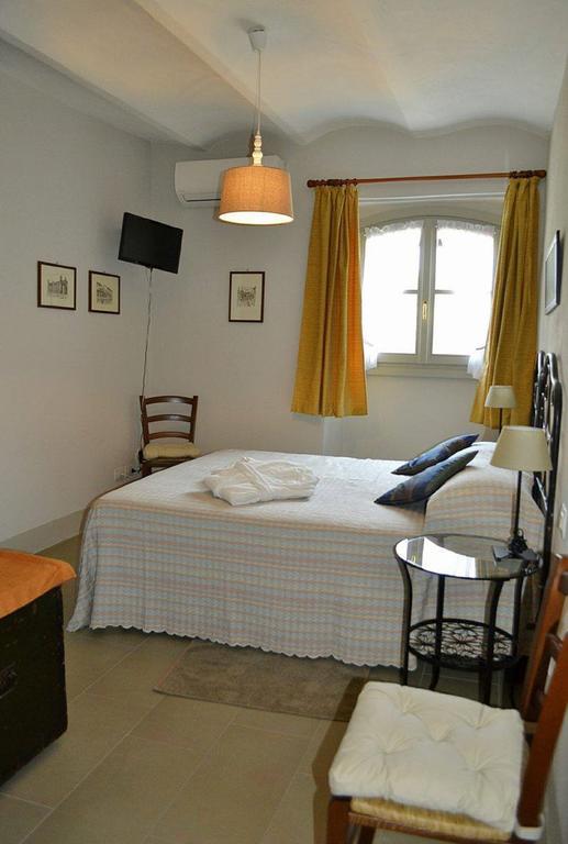 Agriturismo Fiamberta Bed and Breakfast Certosa di Pavia Eksteriør billede